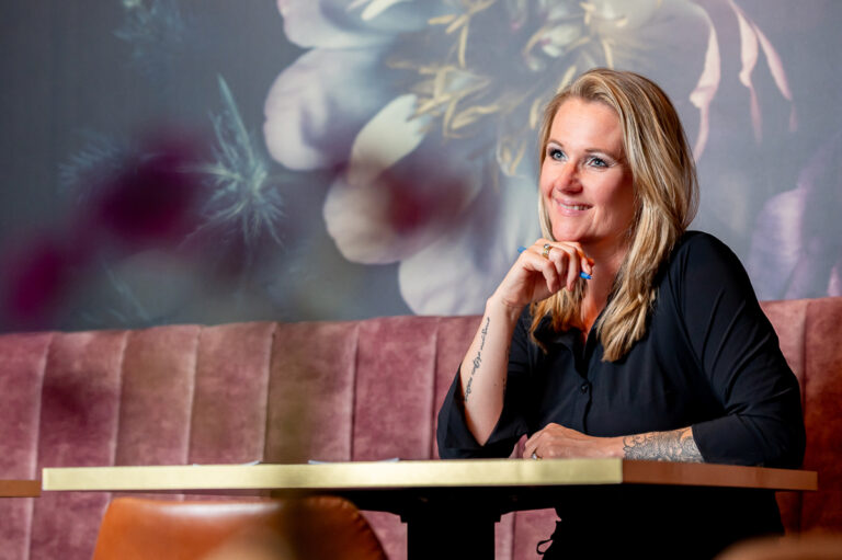 Personal Branding Fotoshoot in Den Bosch voor een vrouwelijke zelfstandige ondernemer
